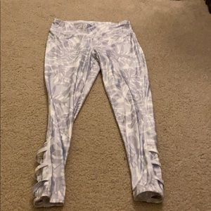 white and grey workout leggings